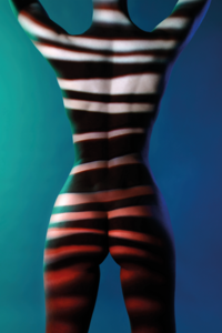 Striped ll - Fotokunst vrouw