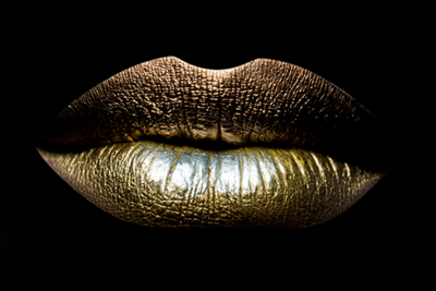 Golden touch | Fotokunst gouden lippen